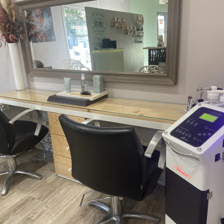 Technologie capillaire Espace de soin avec technologie coréenne